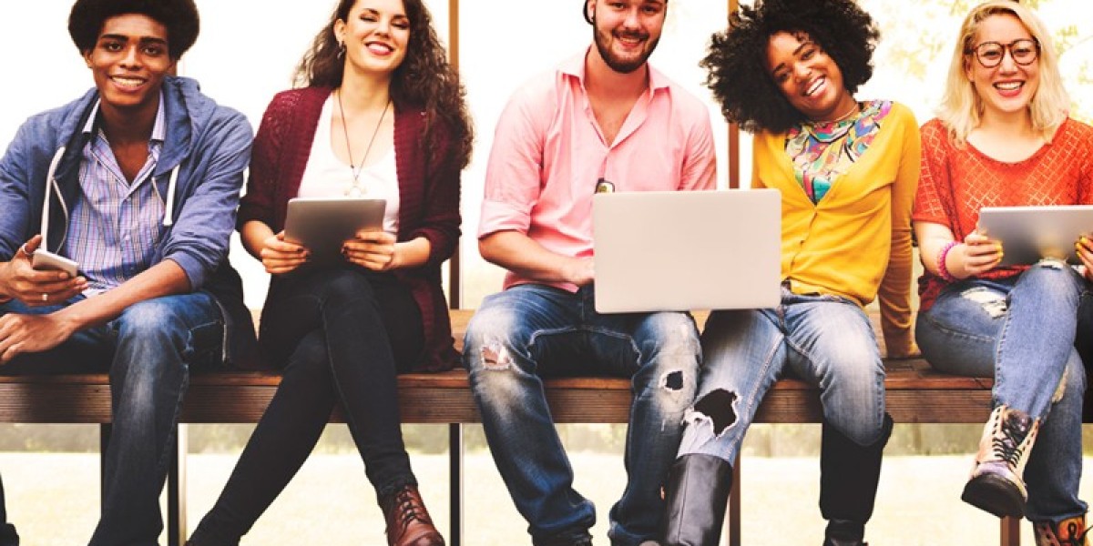 Netflix Password Sharing: How College Students Stream Free