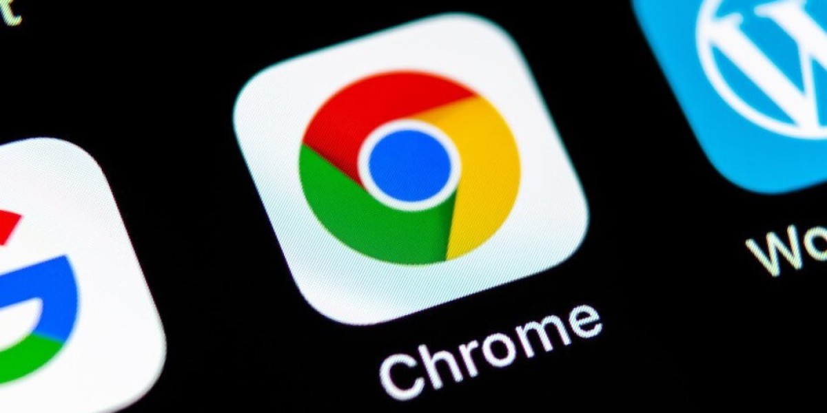 Chrome Web Store: AI Spyware Extensions Exposed